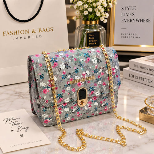 Chic floral printed quilted shoulder bag with gold chain for women