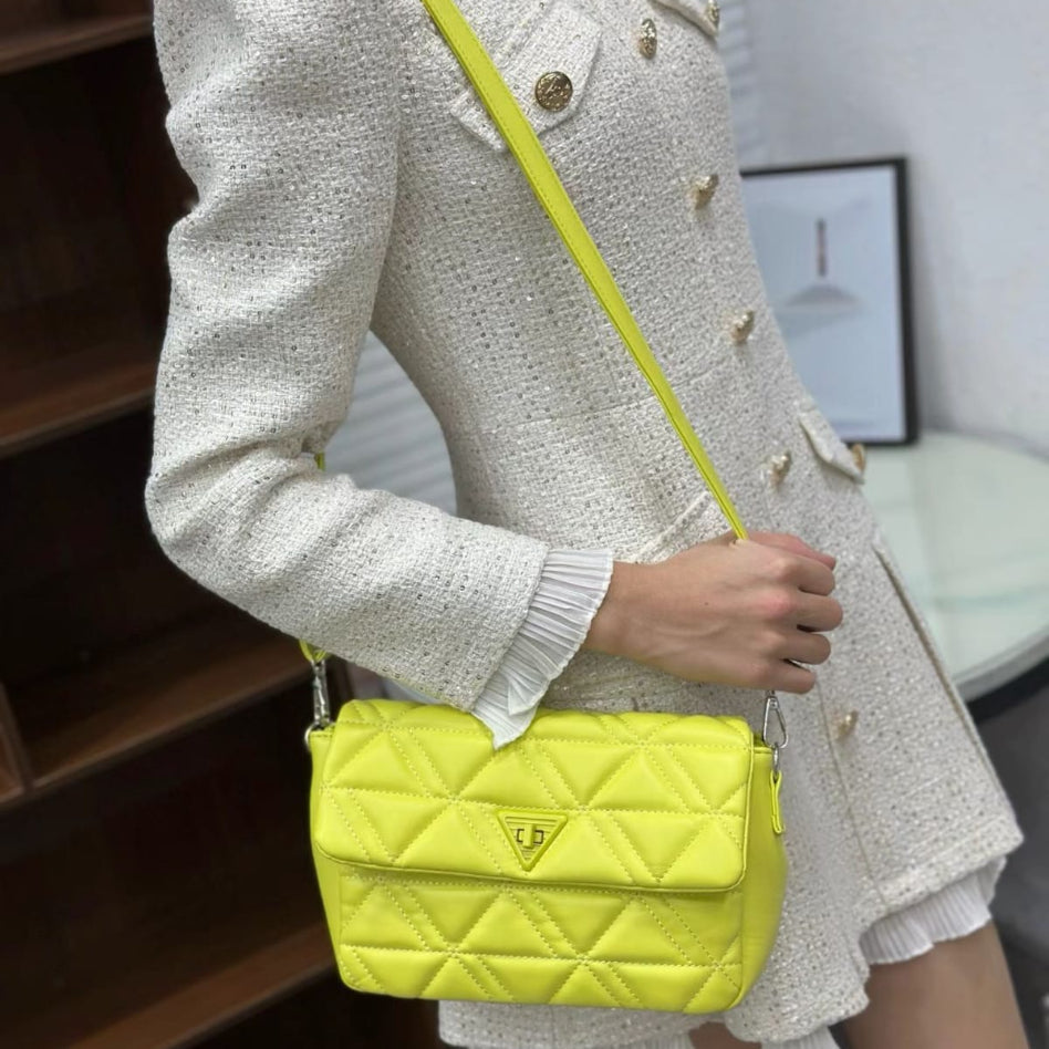 Chic women's shoulder purse with knot strap
