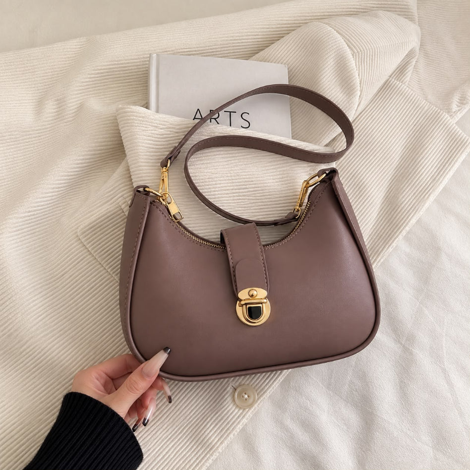 Elegant Rivaalane shoulder bag for casual outings