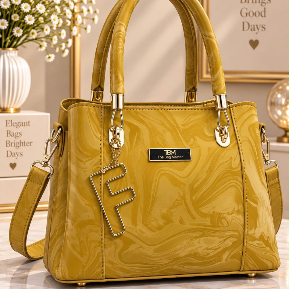 Elegant marbled handbag for everyday use