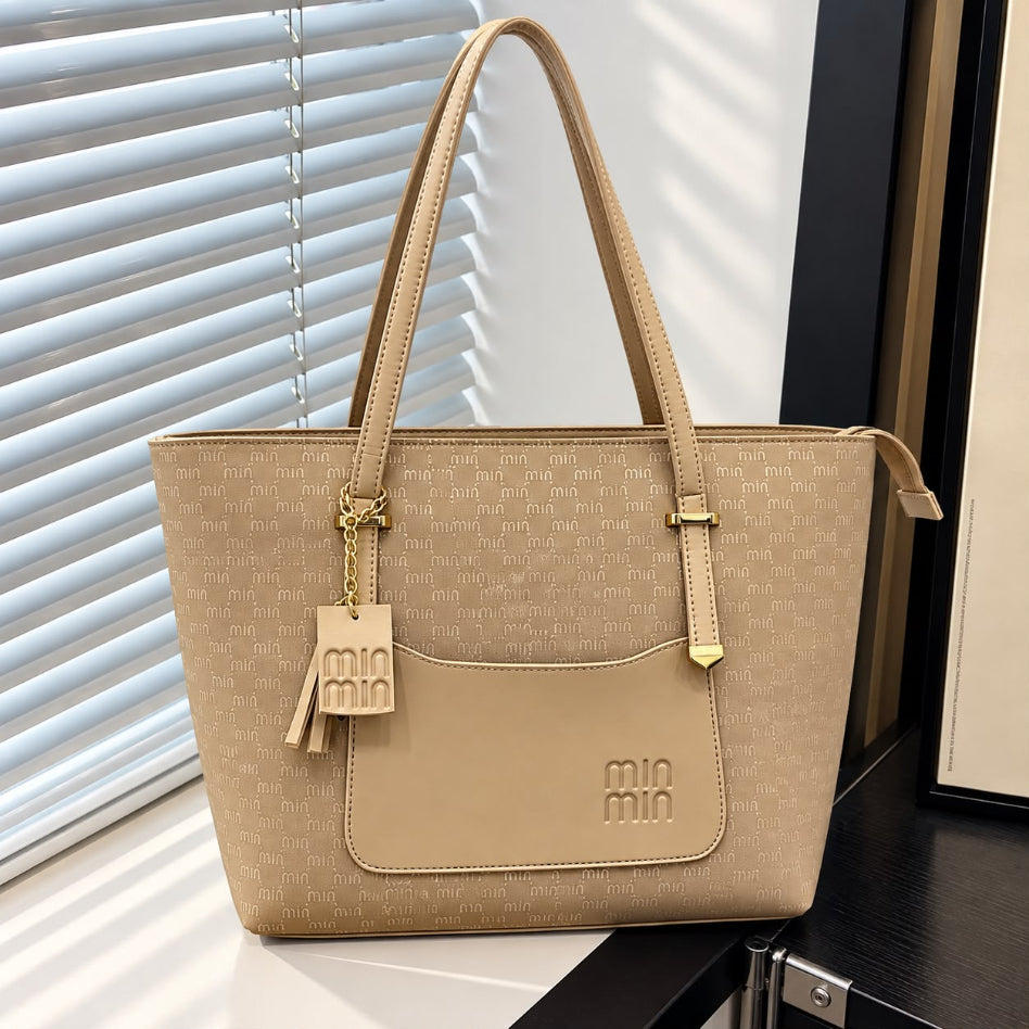 Everyday monogram tote bag for casual outings
