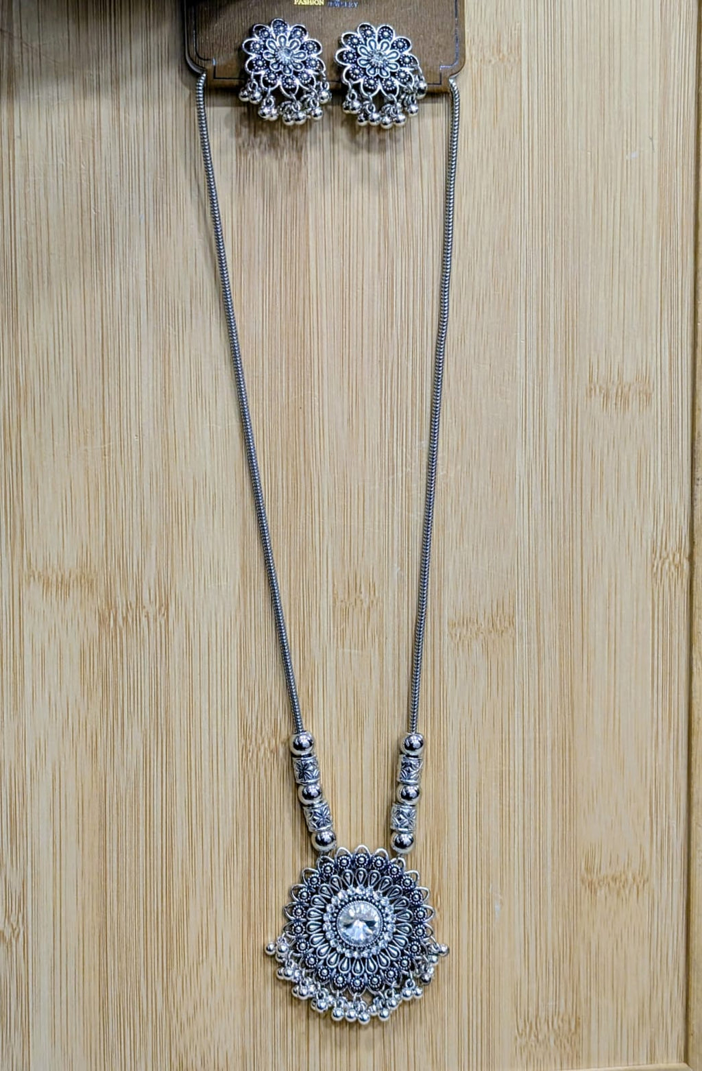 Kashmiri ethnic jewellery for women and girls
